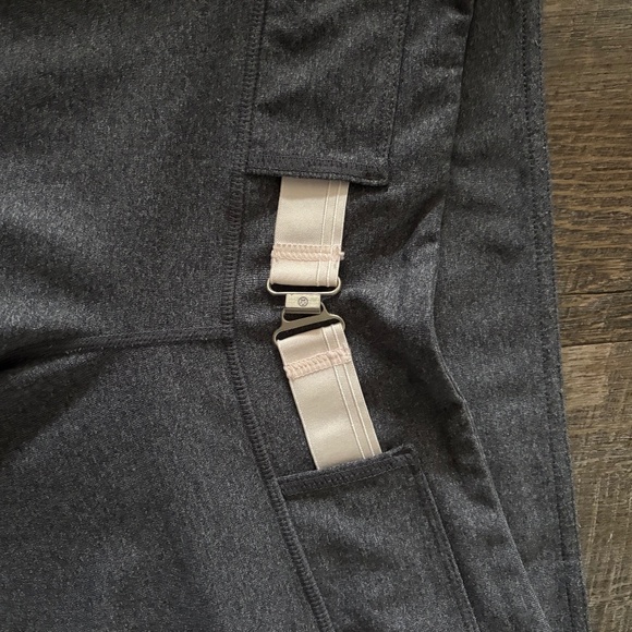 Lululemon pants - Picture 2 of 3